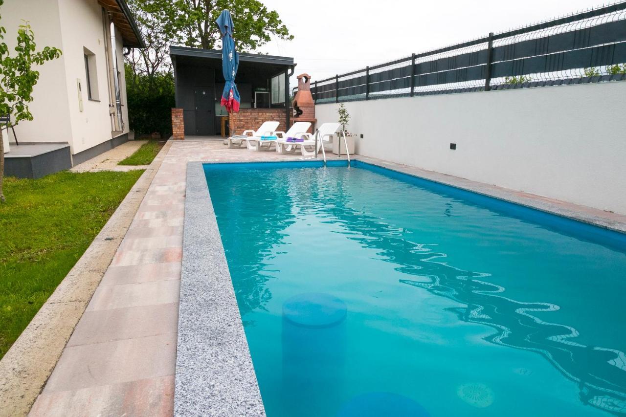 Libera Villa *